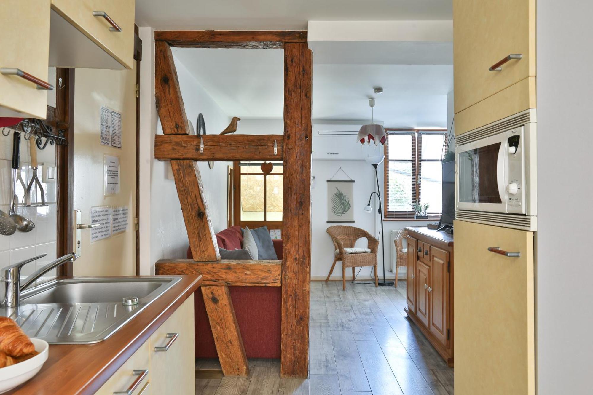 Apartamento La Légende des 2 Pierres Eguisheim Habitación foto